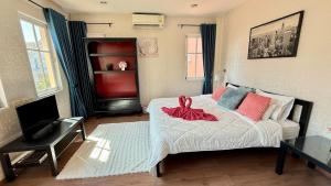 Pattaya city Jomtien Beach 4-bedroom villa