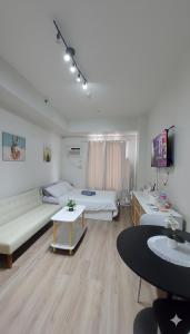 Studio Condo Fully Furnished-near IT Park