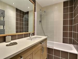 Bel appartement 2 pièces face aux pistes avec balcon et Wifi, pour 5 personnes - FR-1-455-287