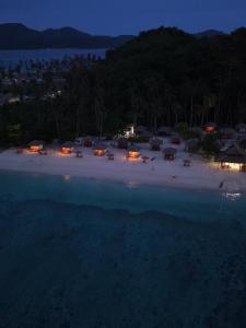 Sea Quest Glamping on Ginto Island with private sail boat