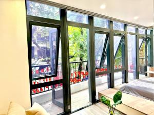 Sunny apartment in the heart of Hanoi