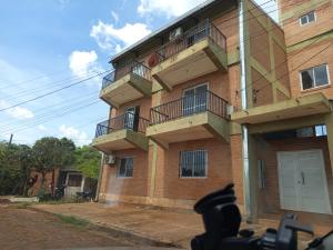 Departamento para 7 personas cerca de Playa San Jose de Encarnación Complejo Cambyreta