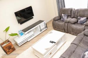 Mupa Luxury Condo IV BnB