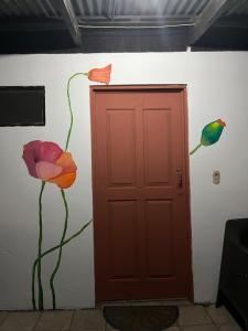 Her Waves & Wi-Fi Boutique Hotel