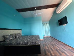 Rudraksh Hotel and restaurant
