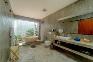 Newly Built Villa - Rice Fields & Tranquil Getaway