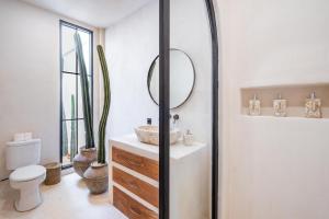 Luxury 6BR Villa with private pool