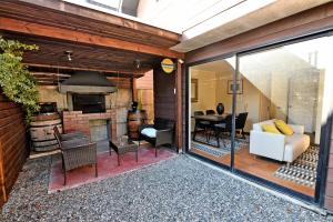 Casa en condominio con junto al río calle calle