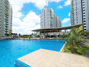 Parc Regency-Economy by RR JBcity
