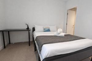 Zetland Luxe 3BR Urban Retreat