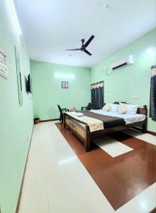 Pandiyan guest house