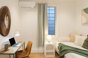 Hidden Gem with backyard near CBD, Airport, SCG, Allianz Stadium