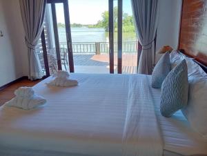 Paradise resort, Don Det river view
