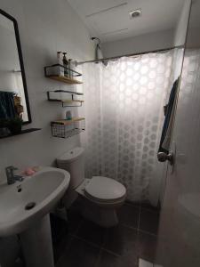 Midpoint Residences 1BR with Gym near IT Oakridge and Astra