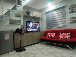 kurt transient house