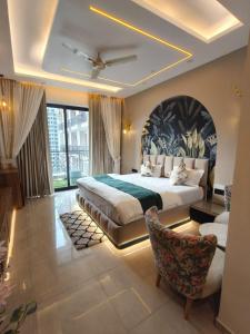 Cozycostays 65Inch TV Omaxe hazratganj