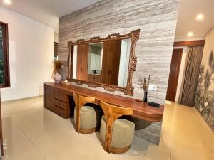 Villa Nishiki 5-Bedroom Private Villa in Seminyak