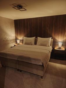 One Luxury Suites AKUSTIK