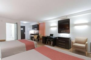 Motel 6-Brandon, MB