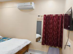 Ratnadeep Palace - Peaceful Family Stay near Kashi Vishwanath Mandir & Dashashwamedh Ghat