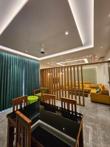 Kurunchi Malar Resorts