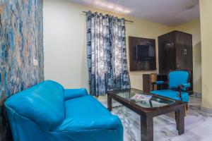 Anand Hotel With banquet hall Karol Bagh