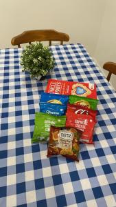 Sunny Lakeview Lodge- Perfect for Family & Friends