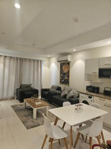 Hawana Salalah - Cozy 1BHK with Outdoor Pool هوانا صلالة - شقة مع مسبح خارجي
