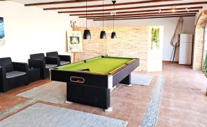 Large Villa & Casita with Pool and Gameroom - PMT28