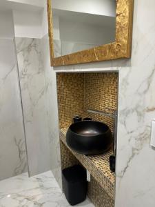 Canal View Boutique Apartment