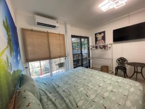 Lee Red House Homestay