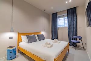 All ombra del Vaticano