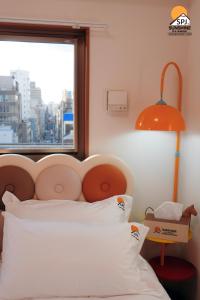 Landmark Sunshine Hotel