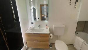 Bergkristall Ruhe und Aussicht auf 1100m