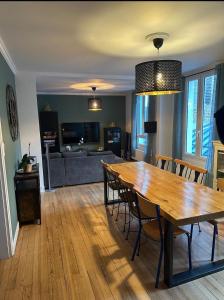 Spacious T3 centre ville Coty