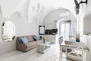 APARTAMENT CHIARA - accanto alle scale dell amore - Julia Vieste