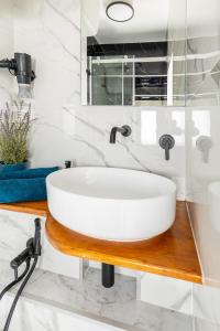 APARTAMENT CHIARA - accanto alle scale dell amore - Julia Vieste