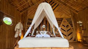 Wana Bamboo House by ecobreeze