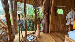 Wana Bamboo House by ecobreeze