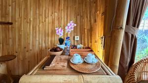 Wana Bamboo House by ecobreeze