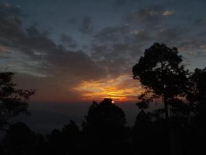 Pahadi aangan
