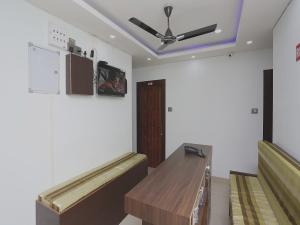 Super Hotel O Aashray Guest House