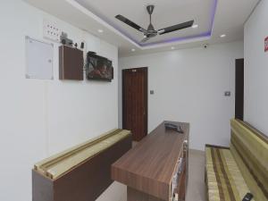 Super Hotel O Aashray Guest House