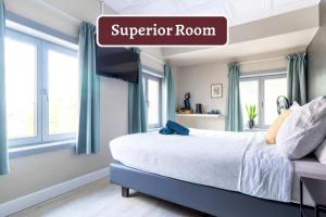 Hotel Entree - View of Canal Bruges