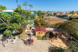 Blife Sunya private rooms near airport and nature