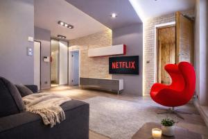 InPoint Krakow Suites - Steps from Main Station&Old Town Self Check-in