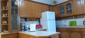 Tria Liodendra Corfu-Sun