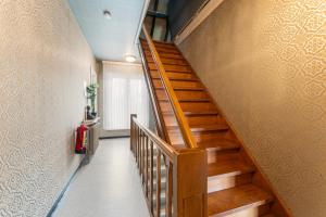 BnB Izegem Villa Vergezicht 5 slaapkamers en 2 badkamers, 12 personen