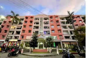 1st flr, 2 mins Airport, Near Malls, Self Check in