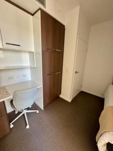 In Adelaide City 2 bedrooms & 1 bathroom apartment